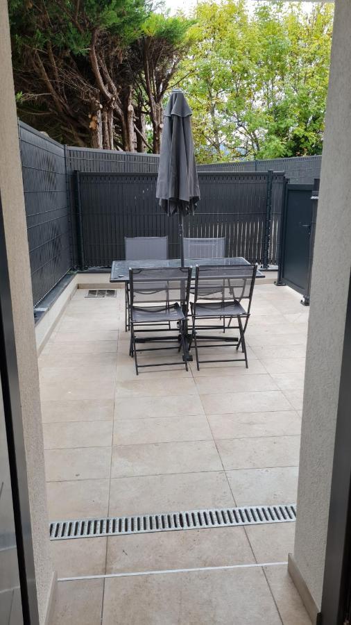 Appartement Poisy T2 Terrasse Parking 5 Min D'Annecy Extérieur photo